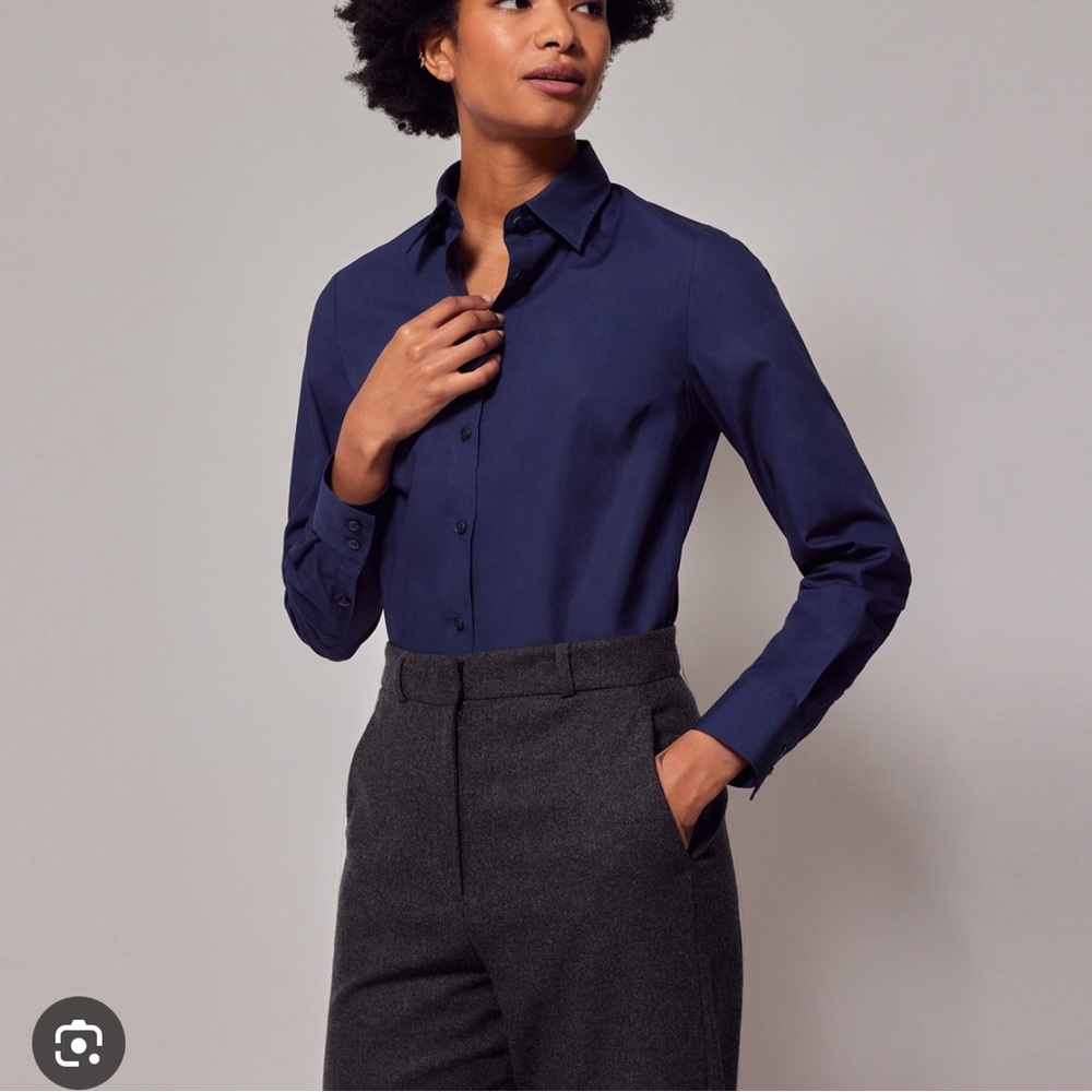 Uniqlo Dark Blue Button Down — Size L